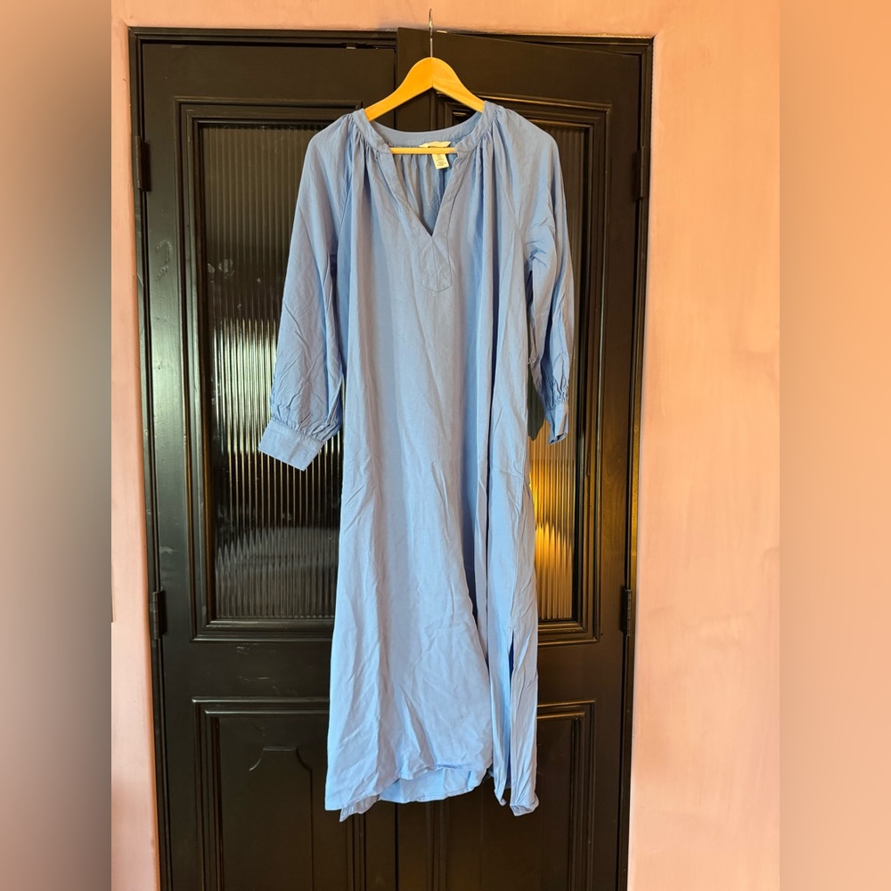 H&M Blue Raglan Sleeve V-Neck Gown